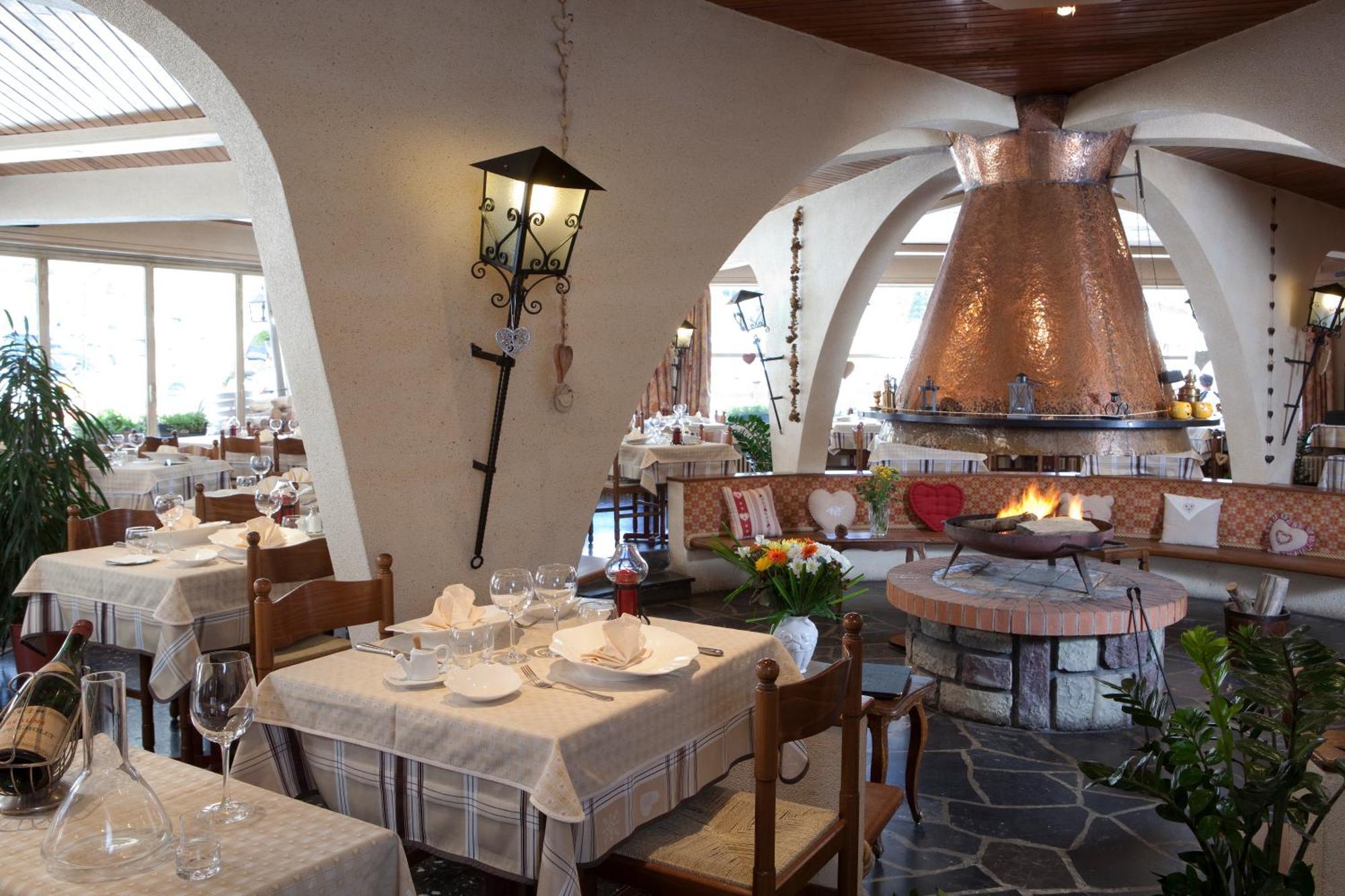 Grand Hotel De Valloire Et Du Galibier Екстериор снимка
