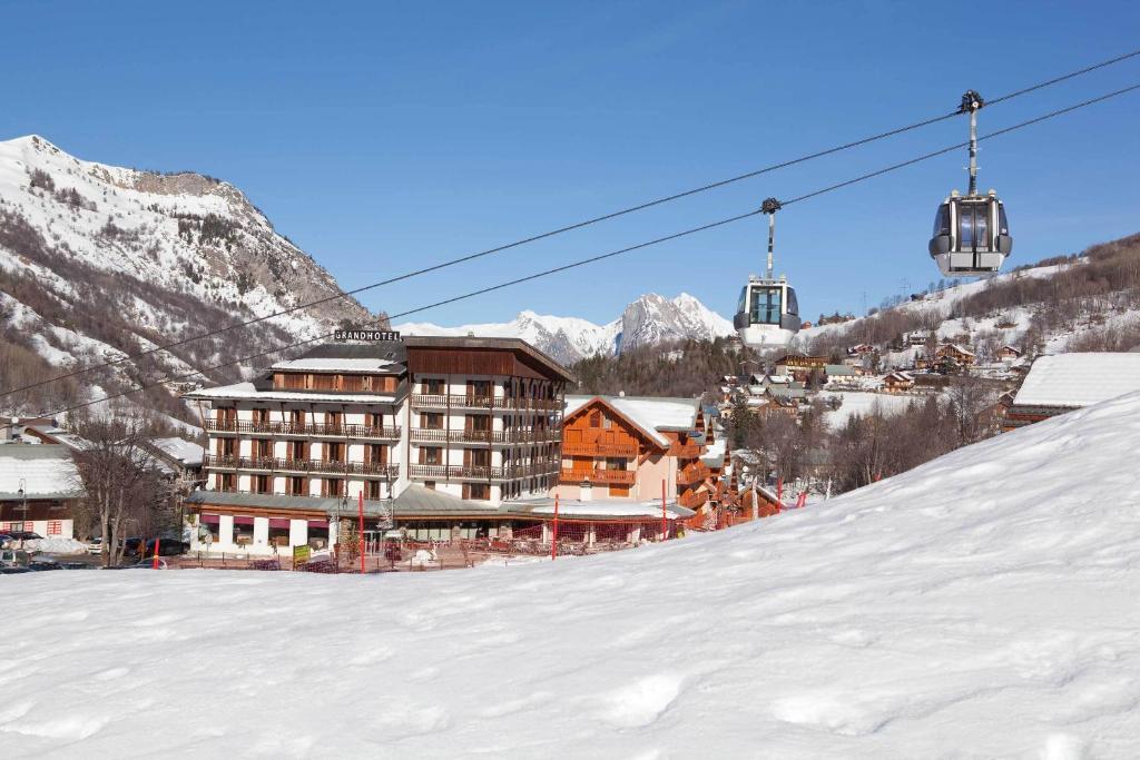 Grand Hotel De Valloire Et Du Galibier Екстериор снимка
